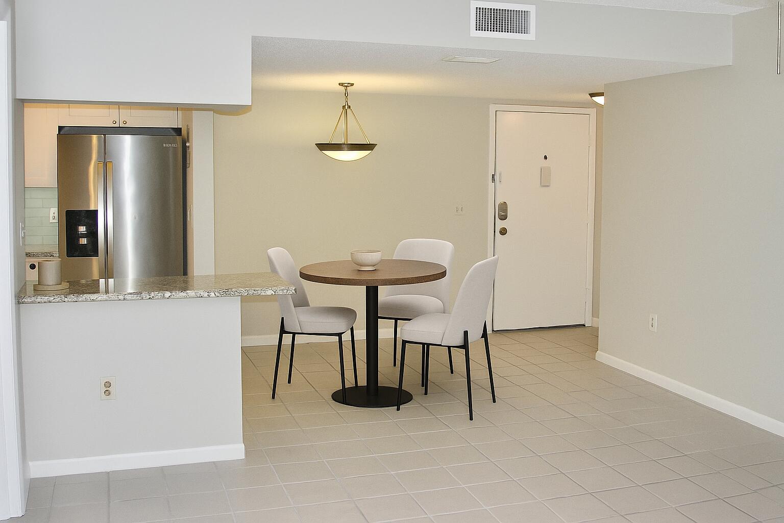 950 South Kanner Highway, Unit D4 Stuart, FL 34994 - Photo 3 of 35 Open Dining Space