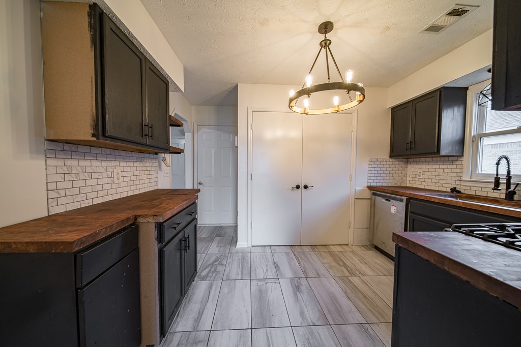 2933 Poppy Seed Loop Columbus, GA 31907 - Photo 12 of 33 Gallery Image 12