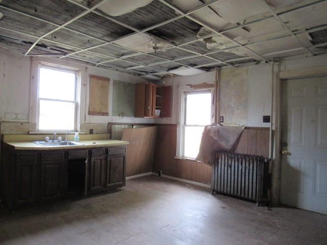 1000 Davis Street Aliquippa, PA 15001 - Photo 5 of 19 a view of a livingroom with furniture and a window