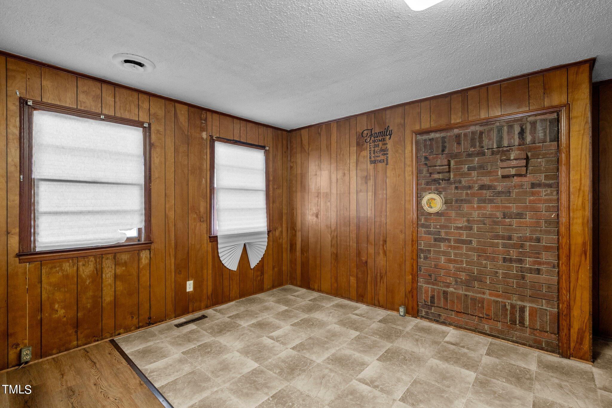 223 Gentry Street Roxboro, NC 27573 - Photo 12 of 36 11-web-or-mls-_NFP6021