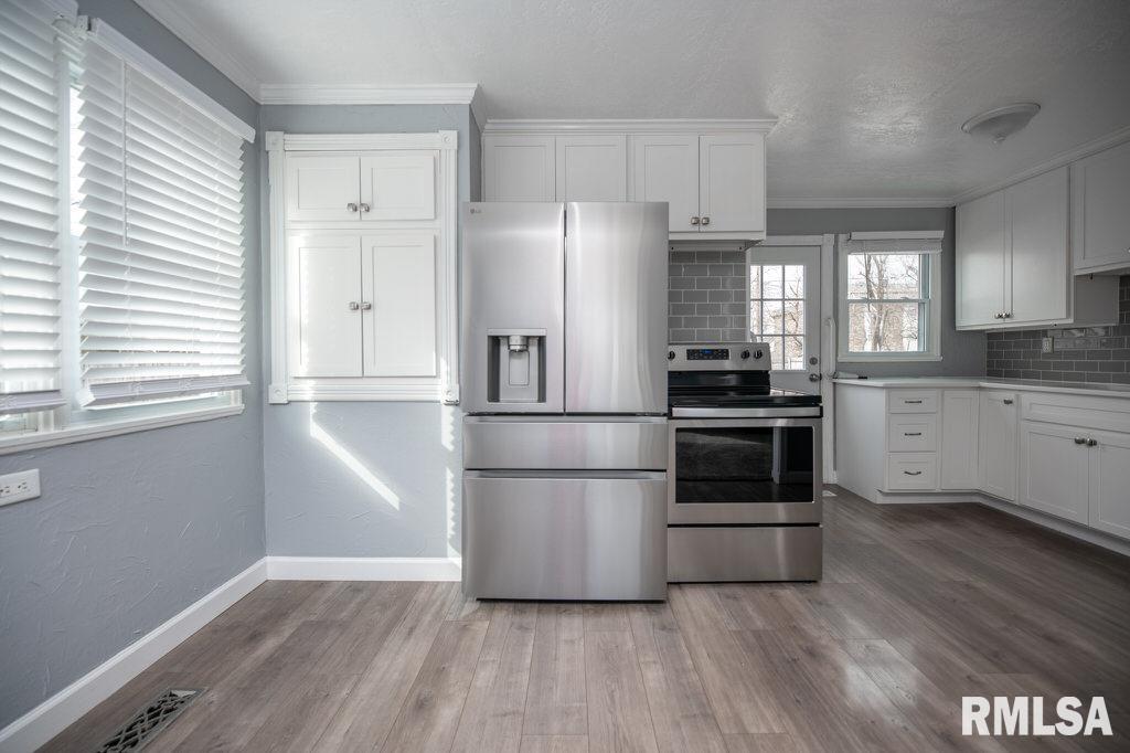 821 West Ridge Road Peoria, IL 61614 - Photo 15 of 33 Gallery Image 15