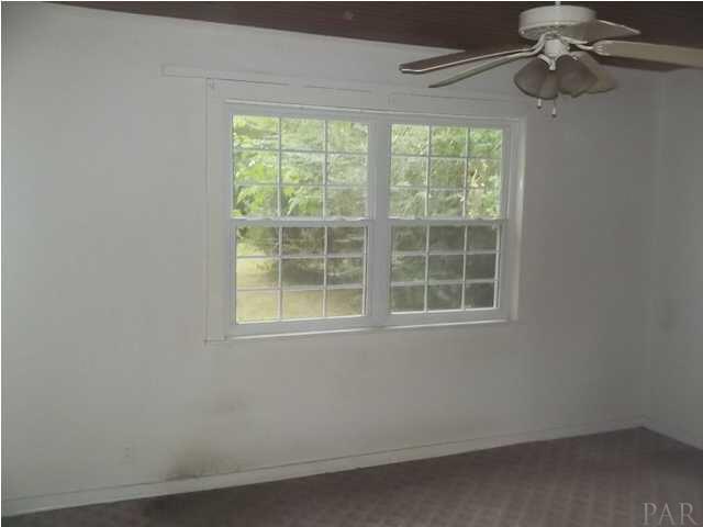 410 Robin Road Pensacola, FL 32514 - Photo 7 of 8 Gallery Image 7