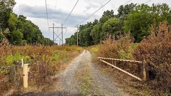 $30,000 | 46 Washington Road, Wilbraham, MA 01095