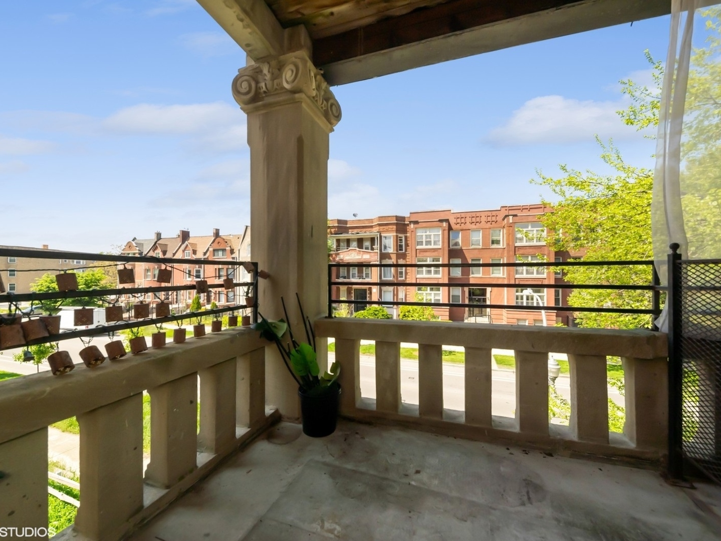 1519 East Marquette Road, Unit 2W Chicago, IL 60637 - Photo 9 of 11