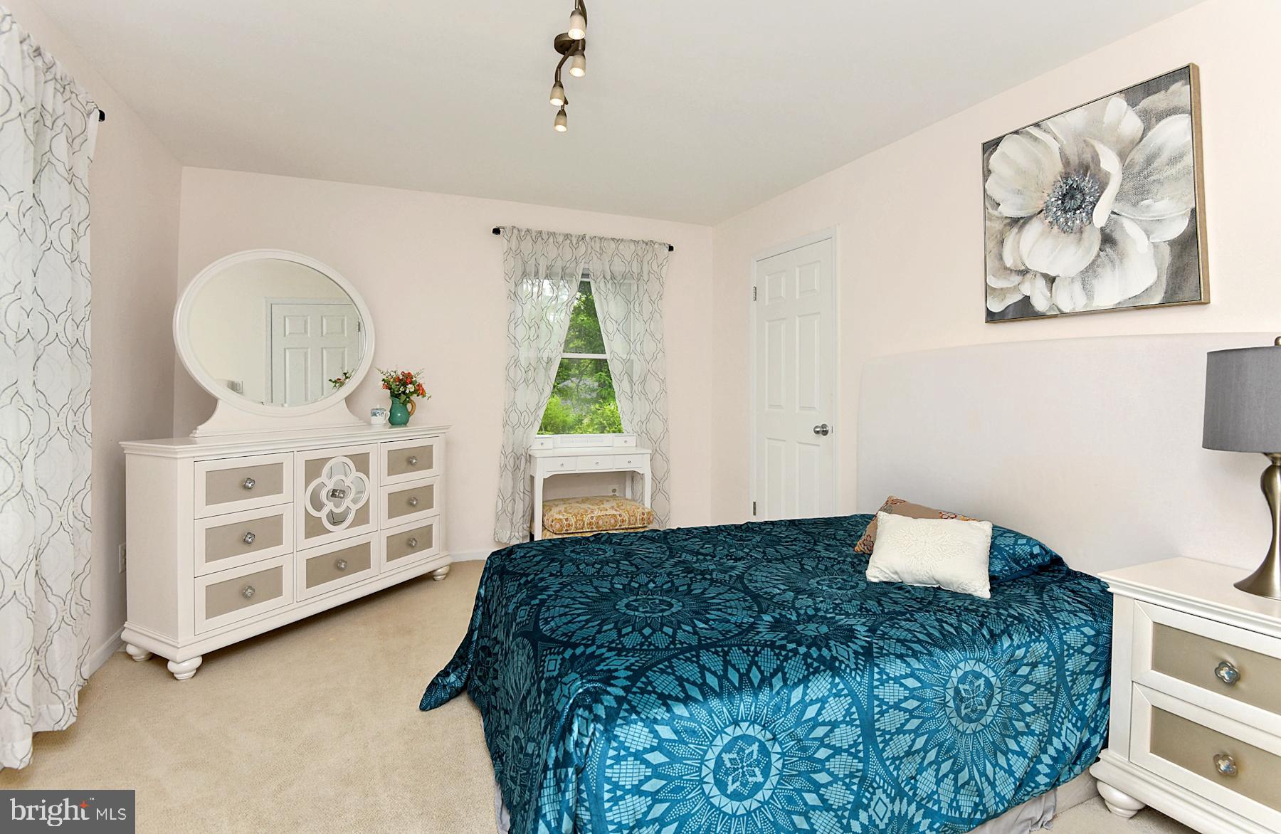 106 Washington Road Princeton Junction, NJ 08550 - Photo 17 of 21