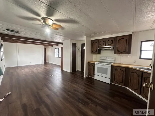 $1,165 | 275 West Oak Street, Unit 19, Shelley, ID 83274