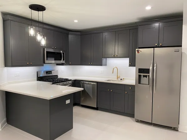 $2,225 | 1114 North Hoyne Avenue, Unit G, Chicago, IL 60622