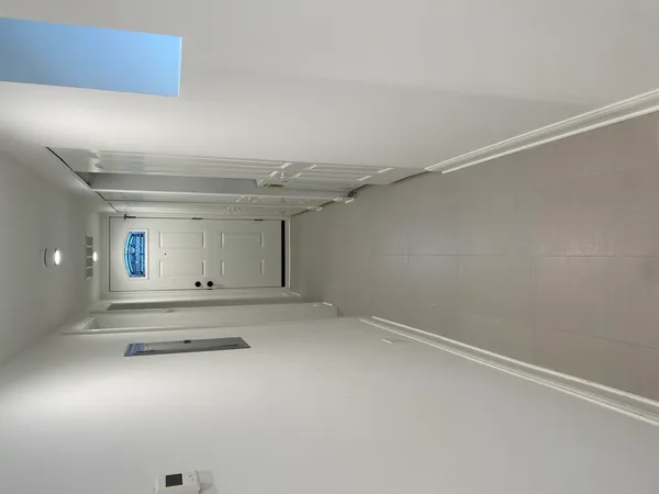 $2,225 | 1114 North Hoyne Avenue, Unit G, Chicago, IL 60622