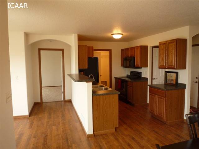 3133 Whispering Ridge Lane Riverside, IA 52327 - Photo 6 of 20 Gallery Image 6