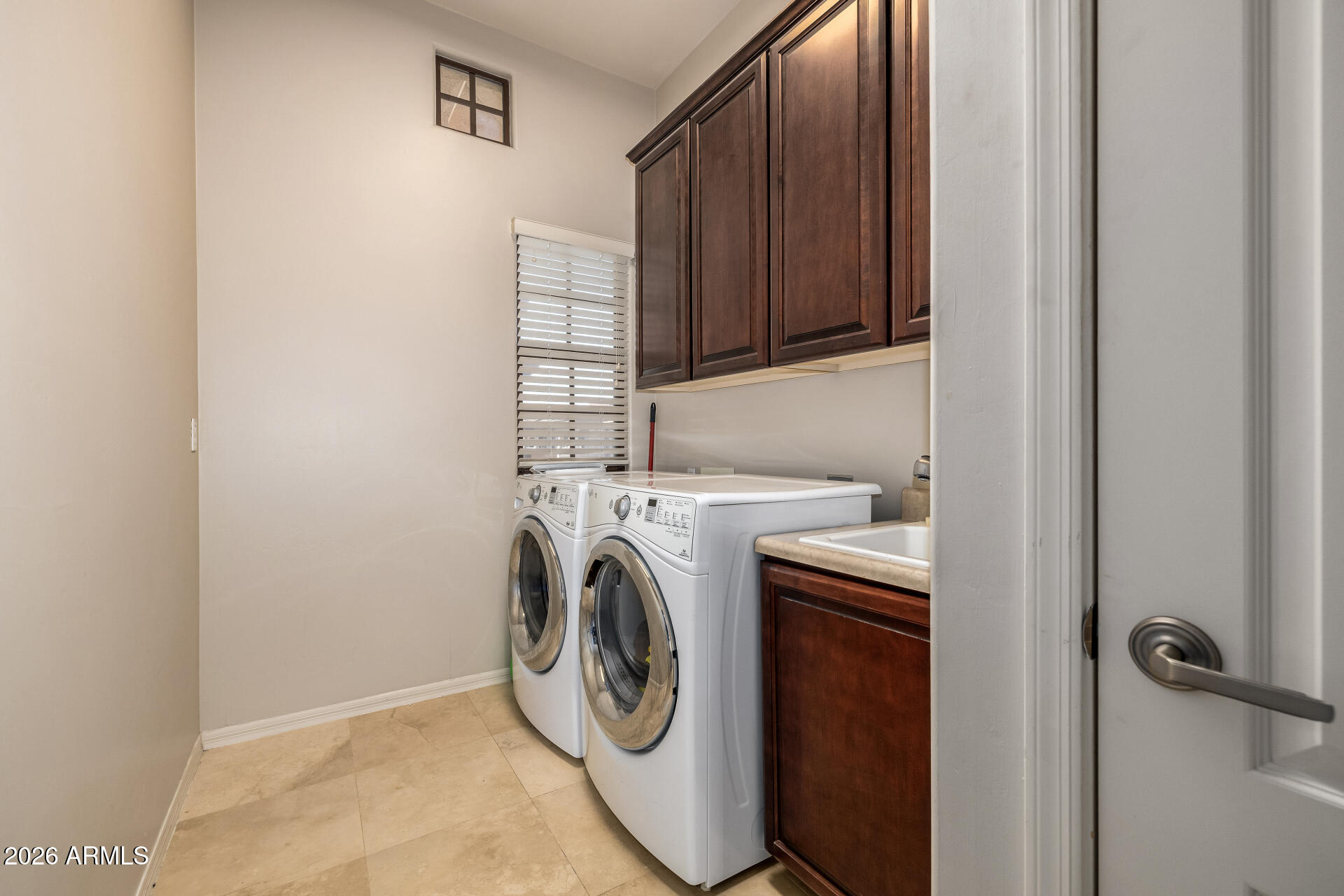 4430 North 22nd Street, Unit 3 Phoenix, AZ 85016 - Photo 41 of 68 a utility room with dryer and washer
