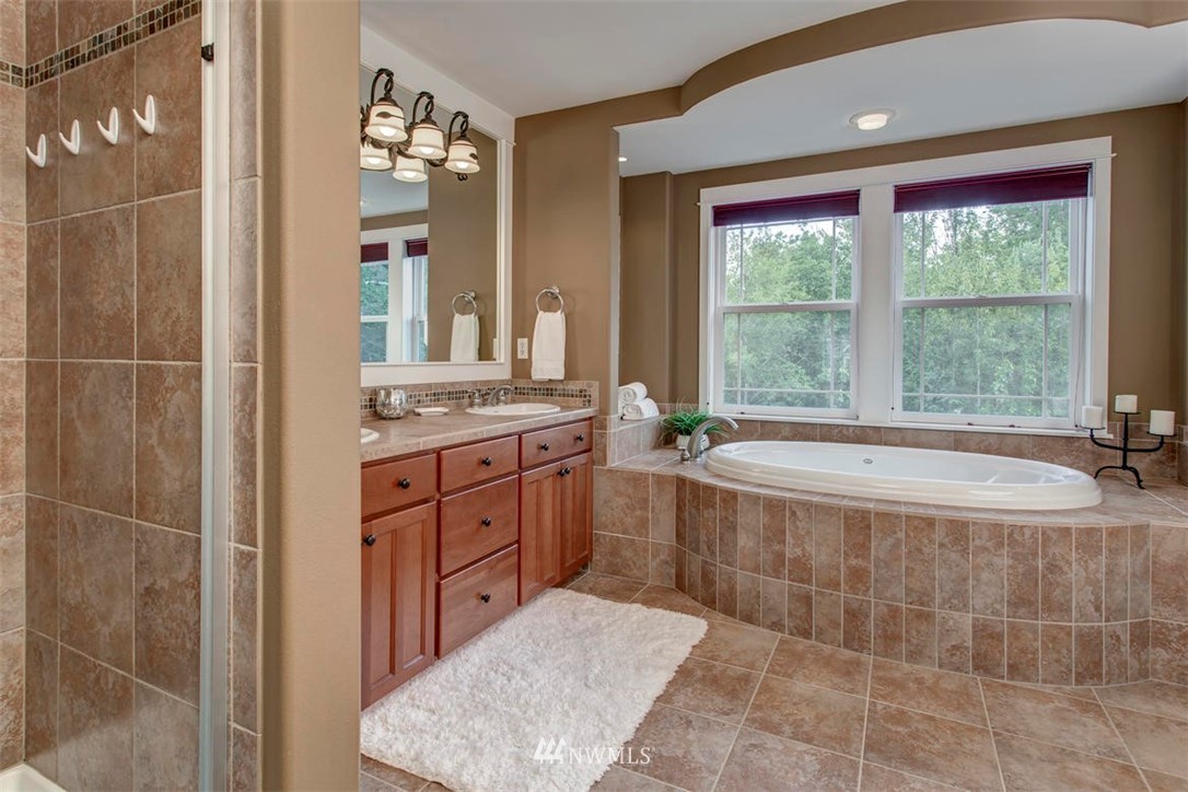 817 South 37th Place Renton, WA 98055 - Photo 17 of 25