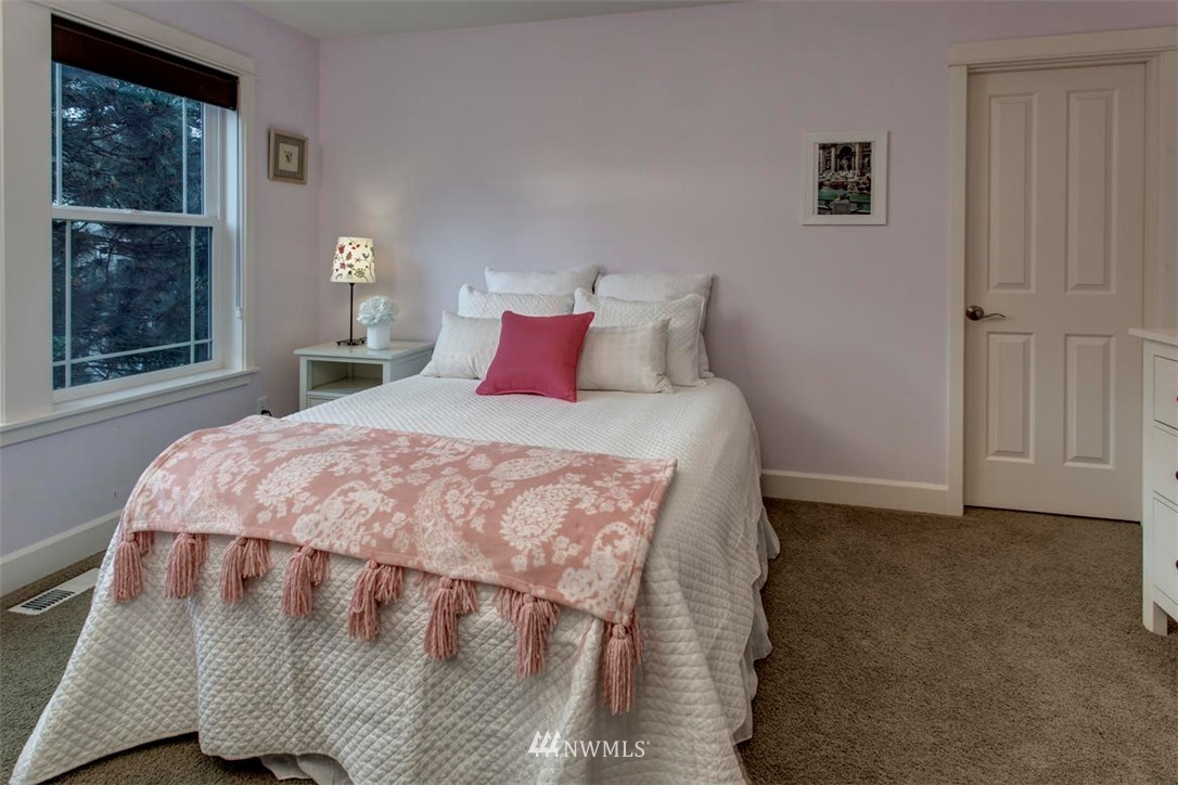817 South 37th Place Renton, WA 98055 - Photo 19 of 25