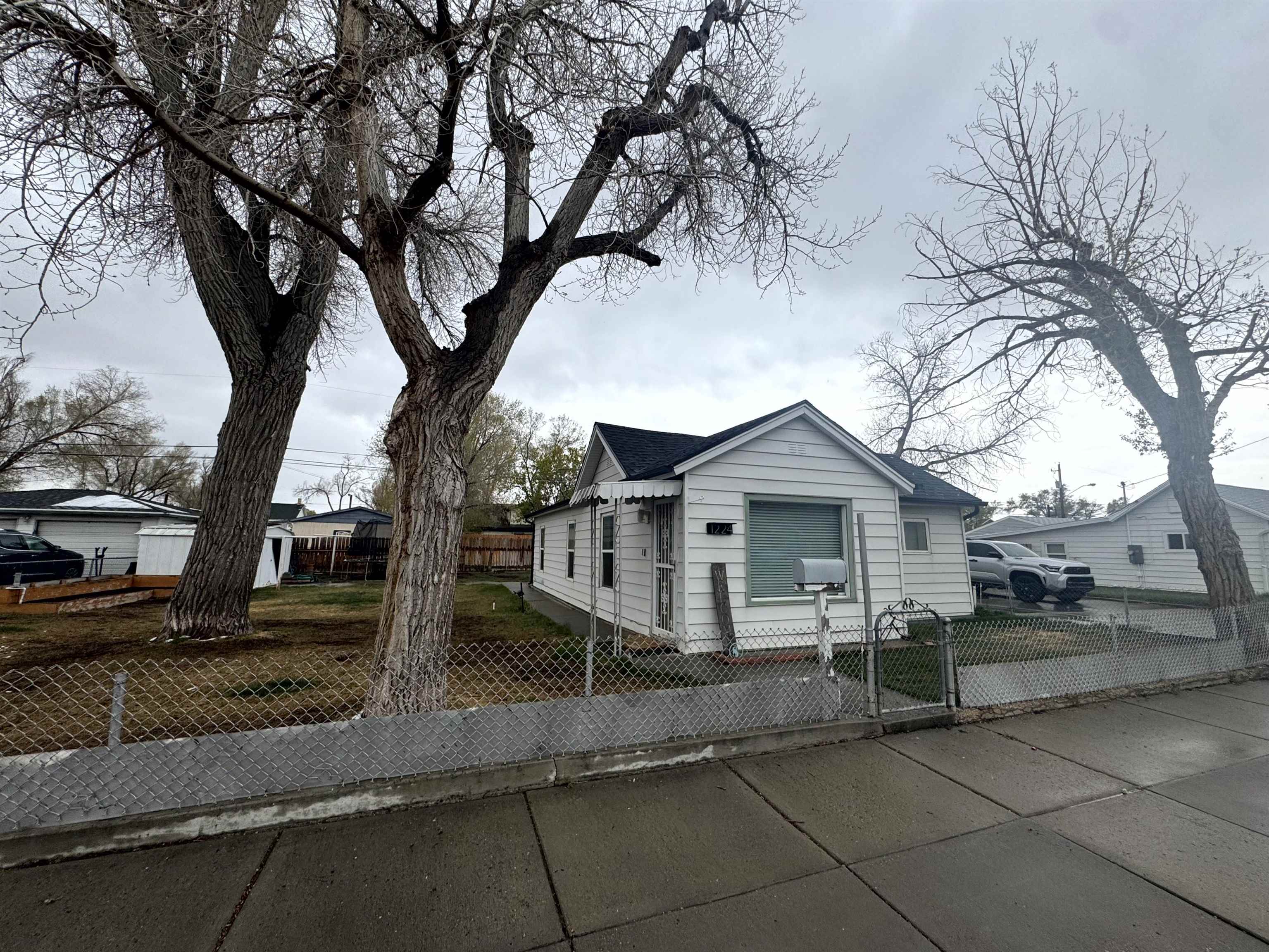 1224 11th Street Rock Springs, WY 82901 - Photo 1 of 14