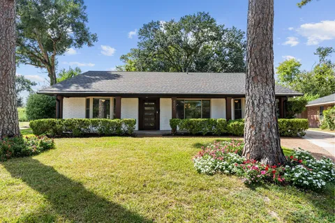 $895,000 | 4423 Apollo Street, Houston, TX 77018