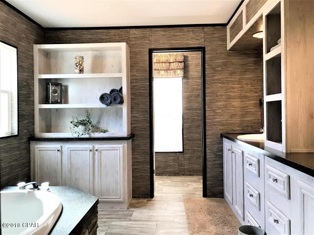 17309 Rollohome Road Fountain, FL 32438 - Photo 10 of 23 Gallery Image 10