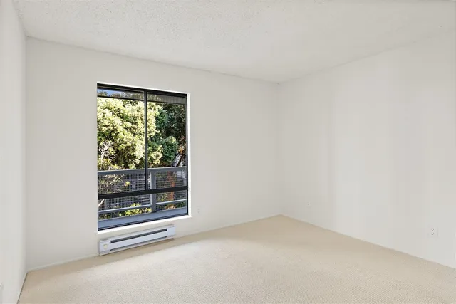 $320,000 | 7 Commodore Drive, Unit 355, Emeryville, CA 94608