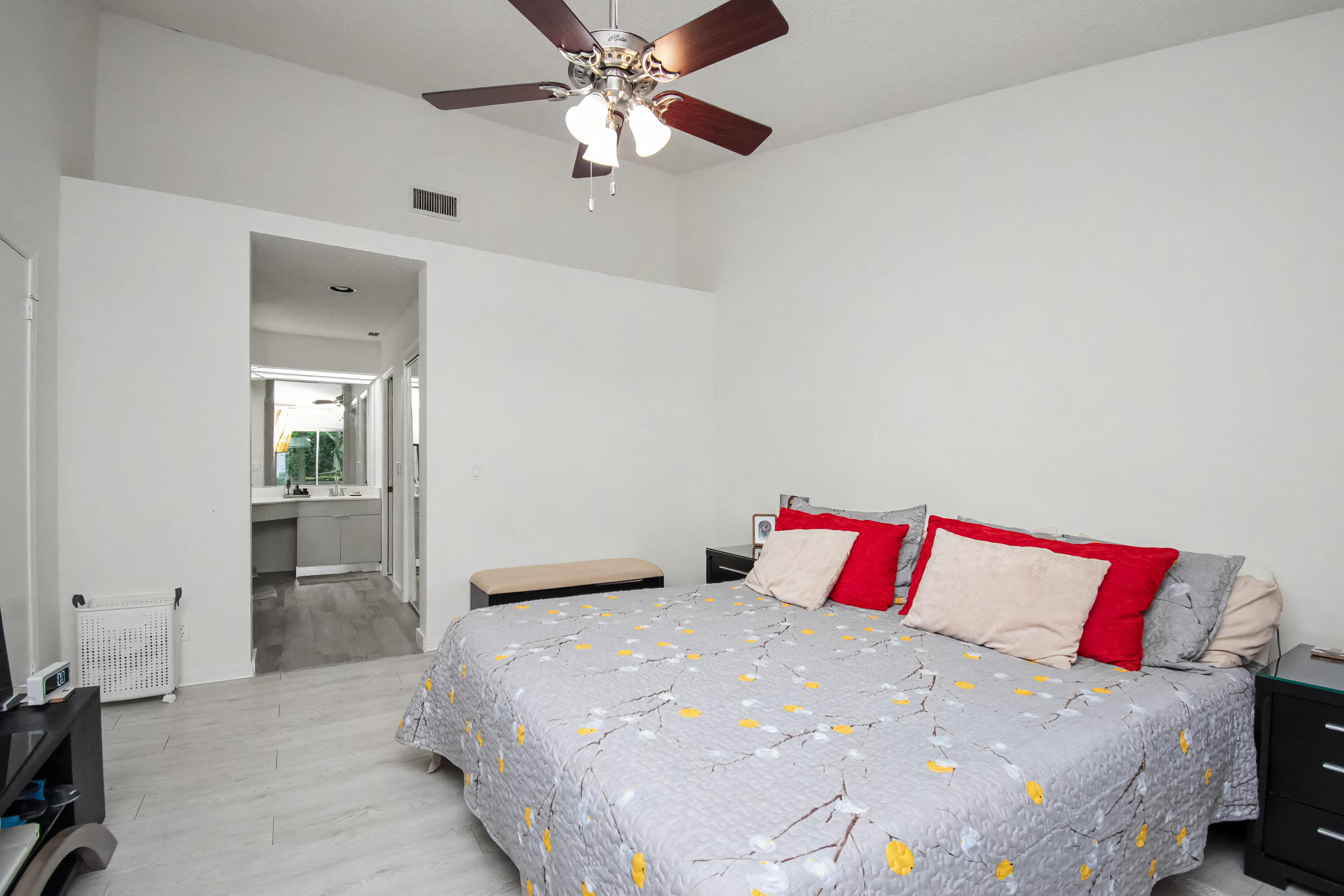 11062 Autoro Court, Unit 11062 Boca Raton, FL 33498 - Photo 24 of 39 33E4394E-ABFB-47D1-BA78-201D5E06F3BE
