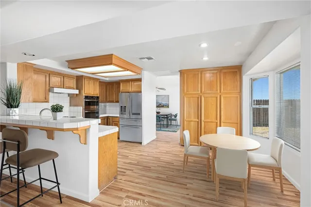 $494,000 | 6000 Benbasset Place, Bakersfield, CA 93306