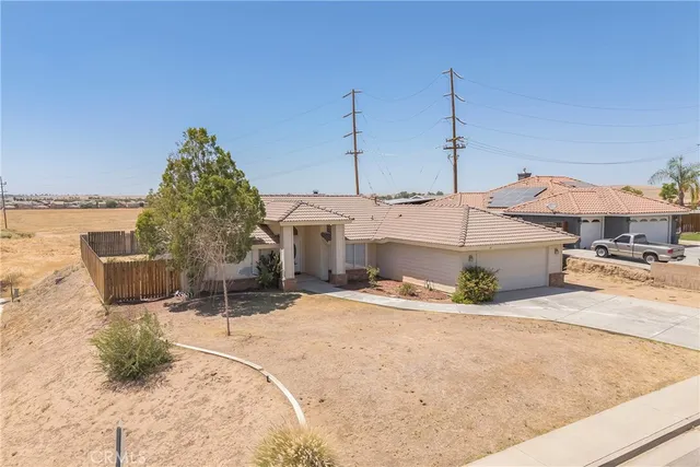 $494,000 | 6000 Benbasset Place, Bakersfield, CA 93306
