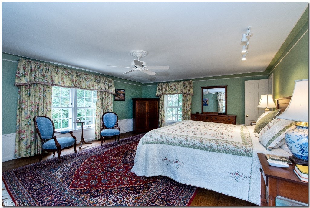 17460 Shelburne Road Cleveland, OH 44118 - Photo 16 of 34 Gallery Image 16