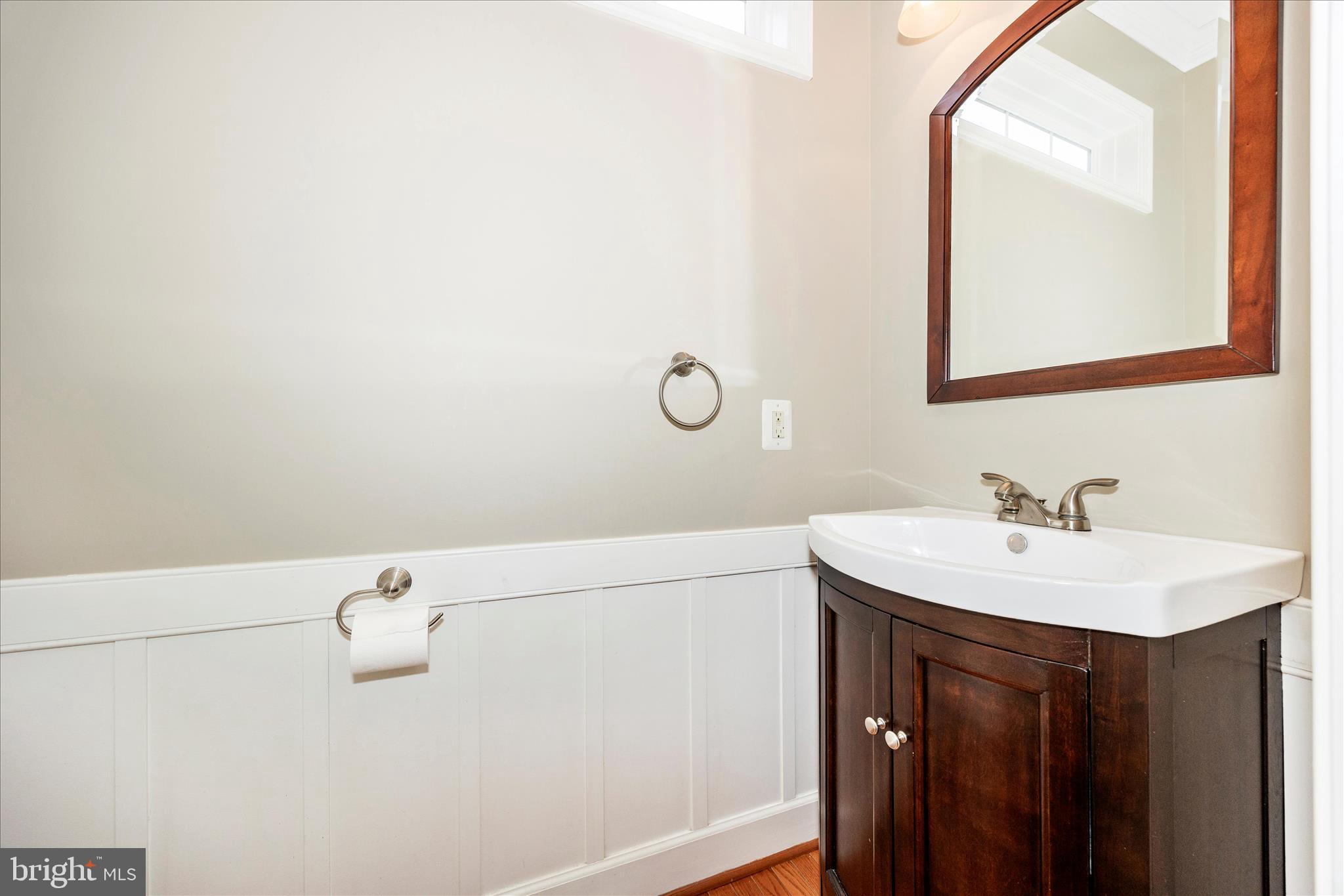 11007 Country Club Road New Market, MD 21774 - Photo 18 of 63 Powder Room