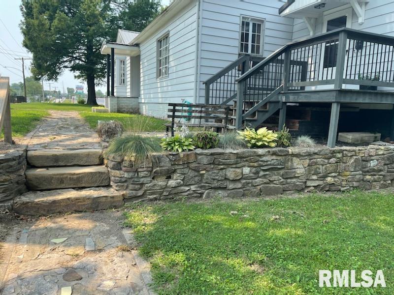 407 West Water Street Pinckneyville, IL 62274 - Photo 3 of 25