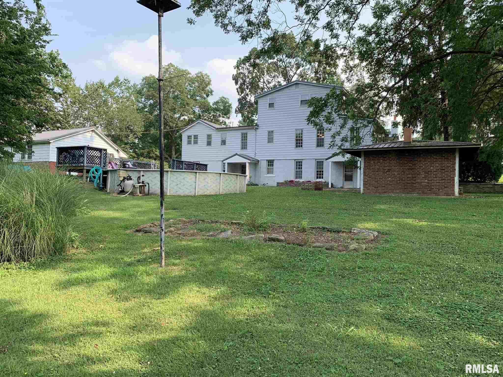 407 West Water Street Pinckneyville, IL 62274 - Photo 4 of 25