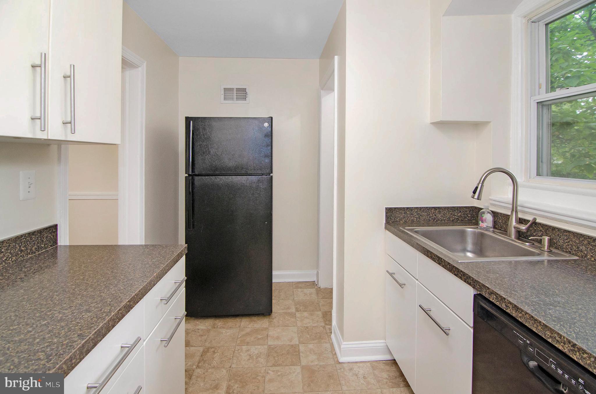 11706 Georgia Avenue Silver Spring, MD 20902 - Photo 4 of 30