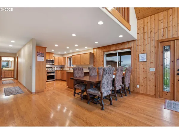 $1,099,900 | 62123 Chandler Loop, La Grande, OR 97850