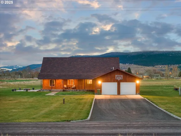 $1,099,900 | 62123 Chandler Loop, La Grande, OR 97850