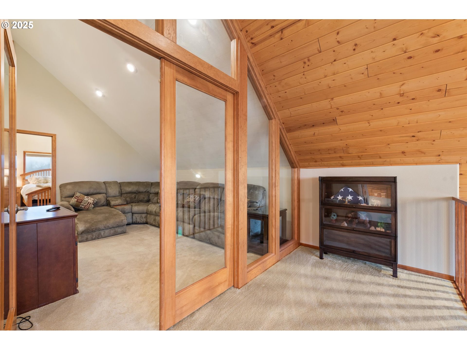 62123 Chandler Loop La Grande, OR 97850 - Photo 36 of 48 a view interior of a house and natural light