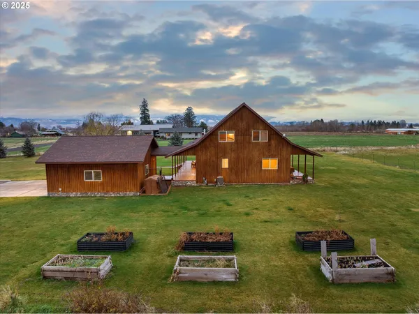 $1,099,900 | 62123 Chandler Loop, La Grande, OR 97850