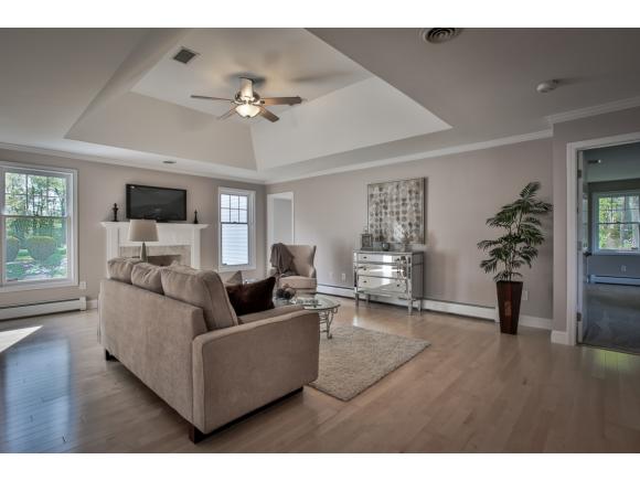 16 William Gannon Road Manchester, NH 03104 - Photo 6 of 30