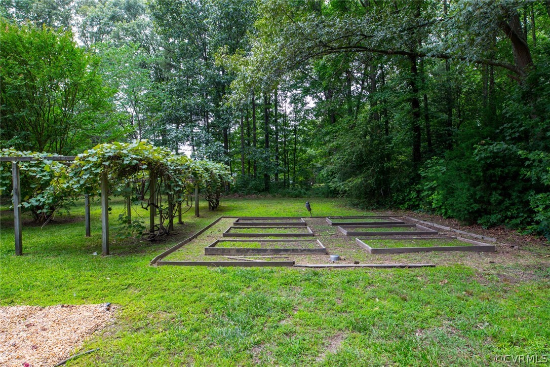 3958 North Hen Peck Road Quinton, VA 23141 - Photo 16 of 49 Gallery Image 16