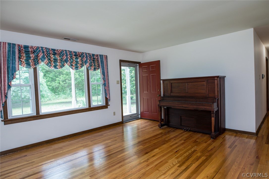 3958 North Hen Peck Road Quinton, VA 23141 - Photo 19 of 49 Gallery Image 19