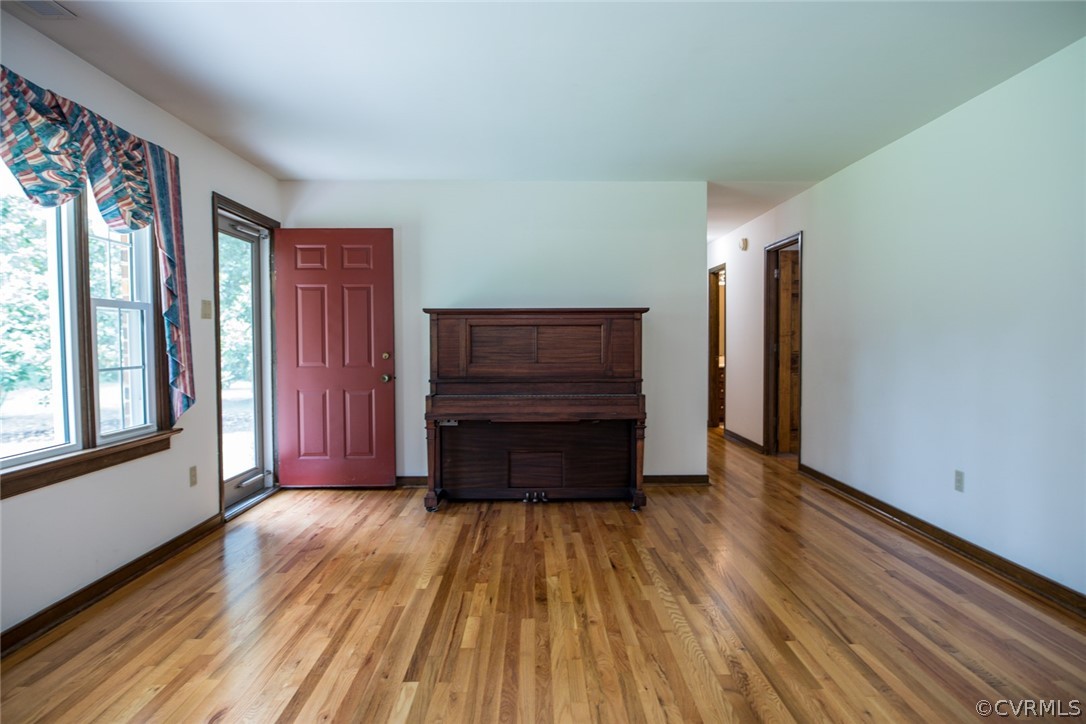 3958 North Hen Peck Road Quinton, VA 23141 - Photo 21 of 49 Gallery Image 21
