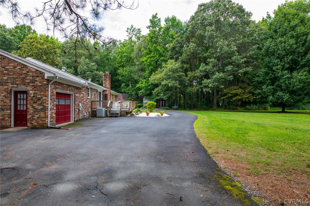 3958 North Hen Peck Road Quinton, VA 23141 - Photo 8 of 49 Gallery Image 8