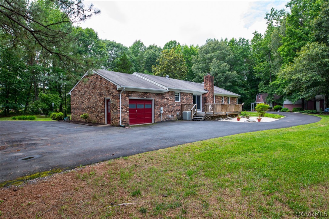 3958 North Hen Peck Road Quinton, VA 23141 - Photo 9 of 49 Gallery Image 9