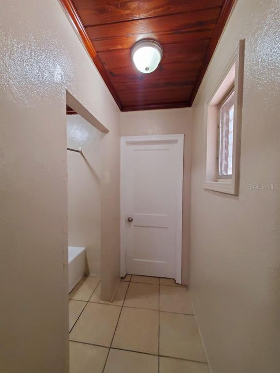 209 South Wiggins Road Plant City, FL 33566 - Photo 11 of 14