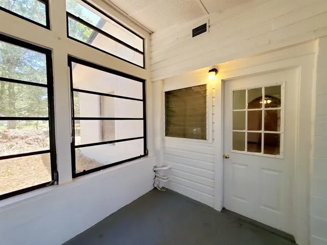 $1,495 | 209 South Wiggins Road, Plant City, FL 33566