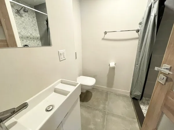 $4,200 | 118 Buttonwood Street, Unit 3, Boston, MA 02125