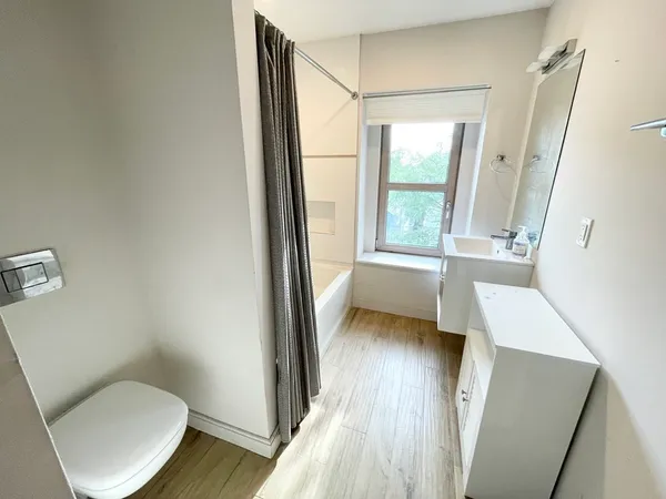 $4,200 | 118 Buttonwood Street, Unit 3, Boston, MA 02125