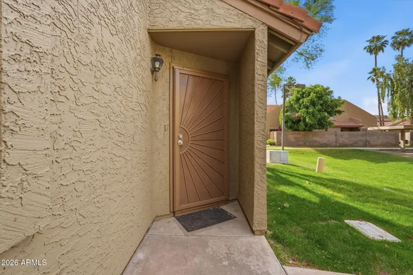 $285,000 | 222 West Brown Road, Unit 117, Mesa, AZ 85201