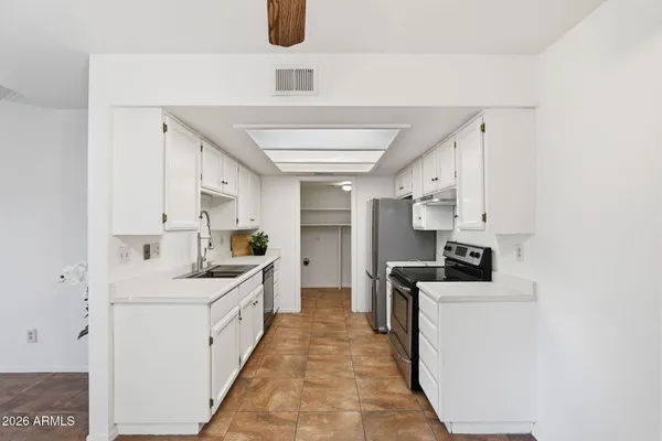 $285,000 | 222 West Brown Road, Unit 117, Mesa, AZ 85201