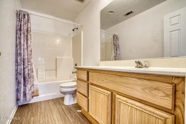 $3,000 | 45444 Spahn Lane, Lancaster, CA 93535