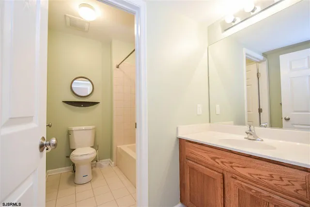 $3,300 | 69 Chelsea Court, Unit 69, Atlantic City, NJ 08401