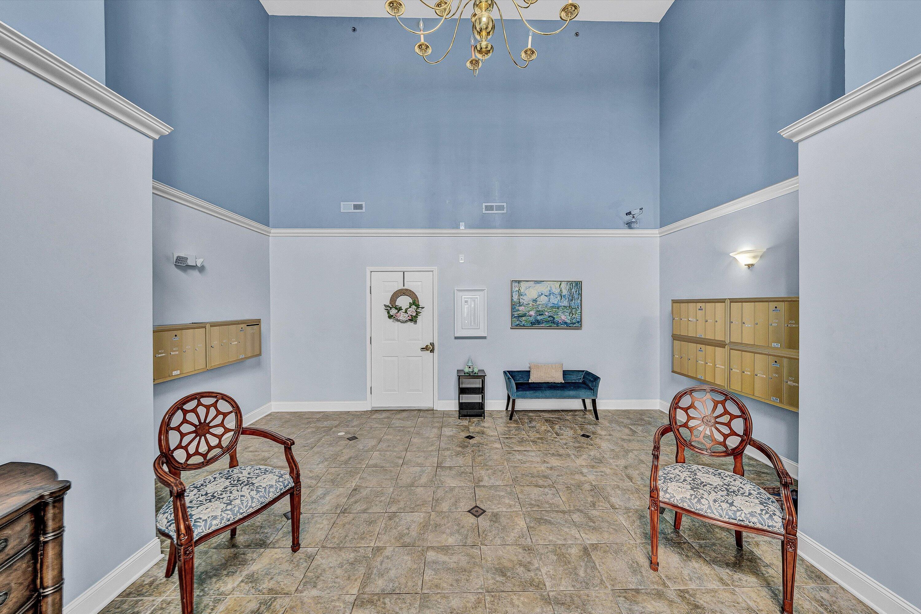 4444 Pheasant Ridge Road, Unit 206 Roanoke, VA 24014 - Photo 5 of 27 05-DSC00634