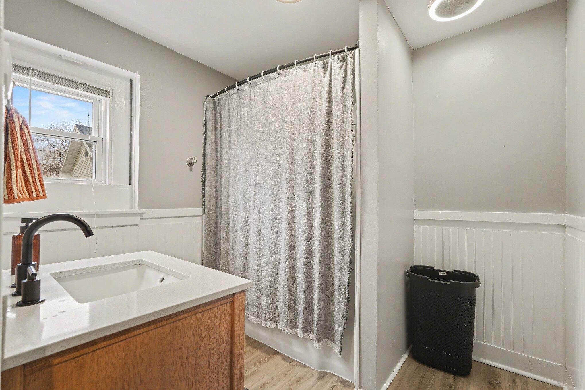 1248 Fisk Road Southeast Grand Rapids, MI 49506 - Photo 17 of 24 017_file_3125