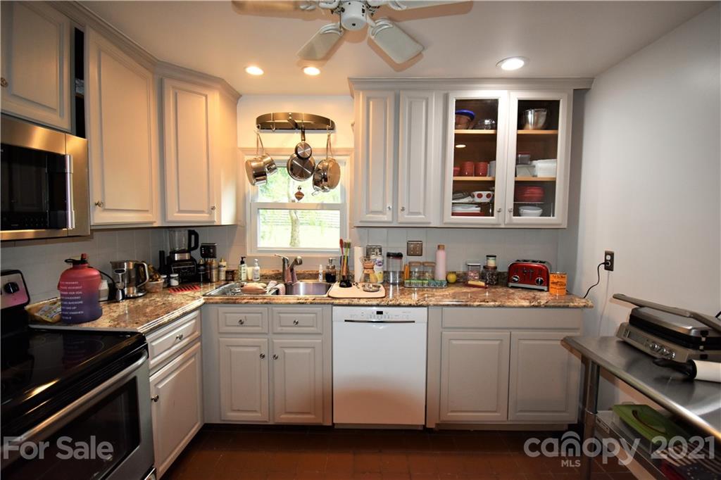 73 Dillingham Road Asheville, NC 28805 - Photo 14 of 35 Gallery Image 14