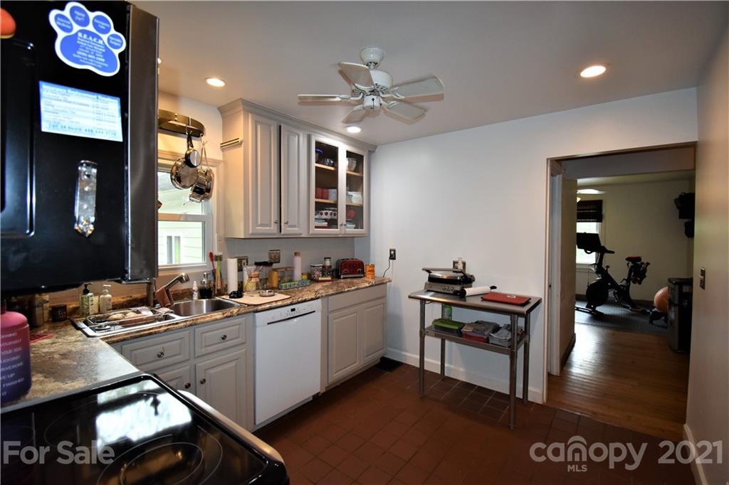 73 Dillingham Road Asheville, NC 28805 - Photo 15 of 35 Gallery Image 15